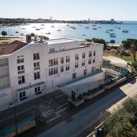 Humagum Sea View Apartment - Garden Palace Umag Zewnętrze zdjęcie