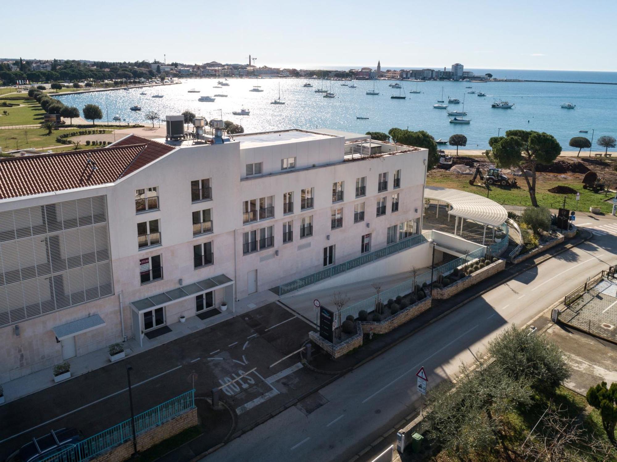 Humagum Sea View Apartment - Garden Palace Umag Zewnętrze zdjęcie