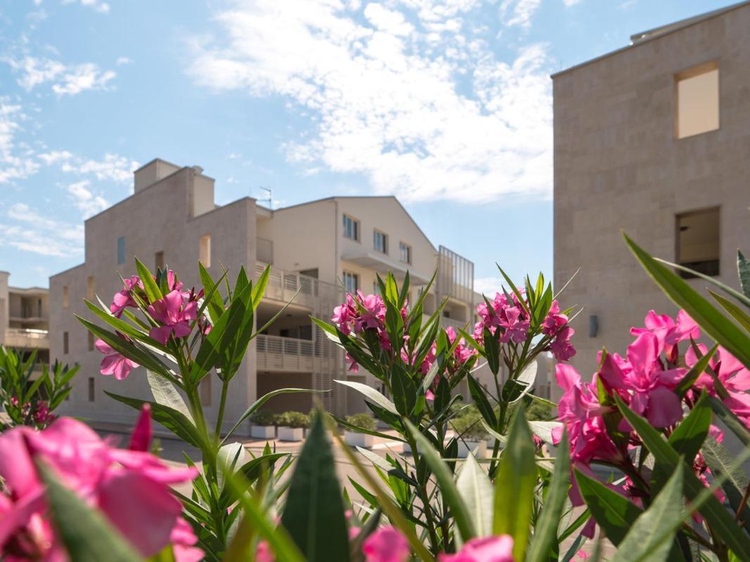 Humagum Sea View Apartment - Garden Palace Umag Zewnętrze zdjęcie